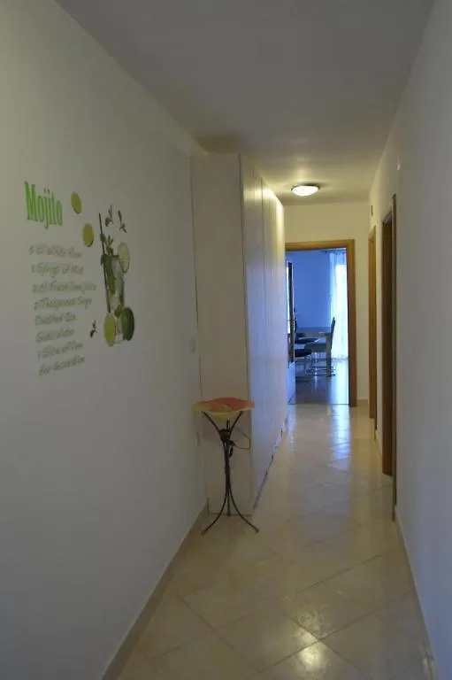 Apartman Dario Novi Vinodolski 0*,